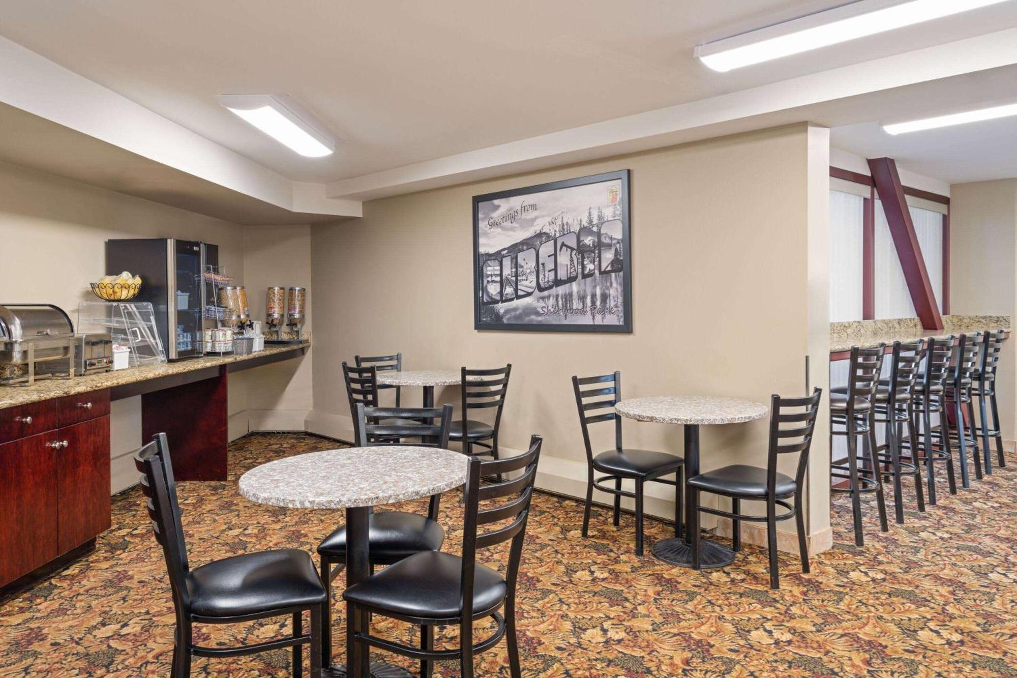 Super 8 By Wyndham Sherwood Park/Edmonton Area Zewnętrze zdjęcie