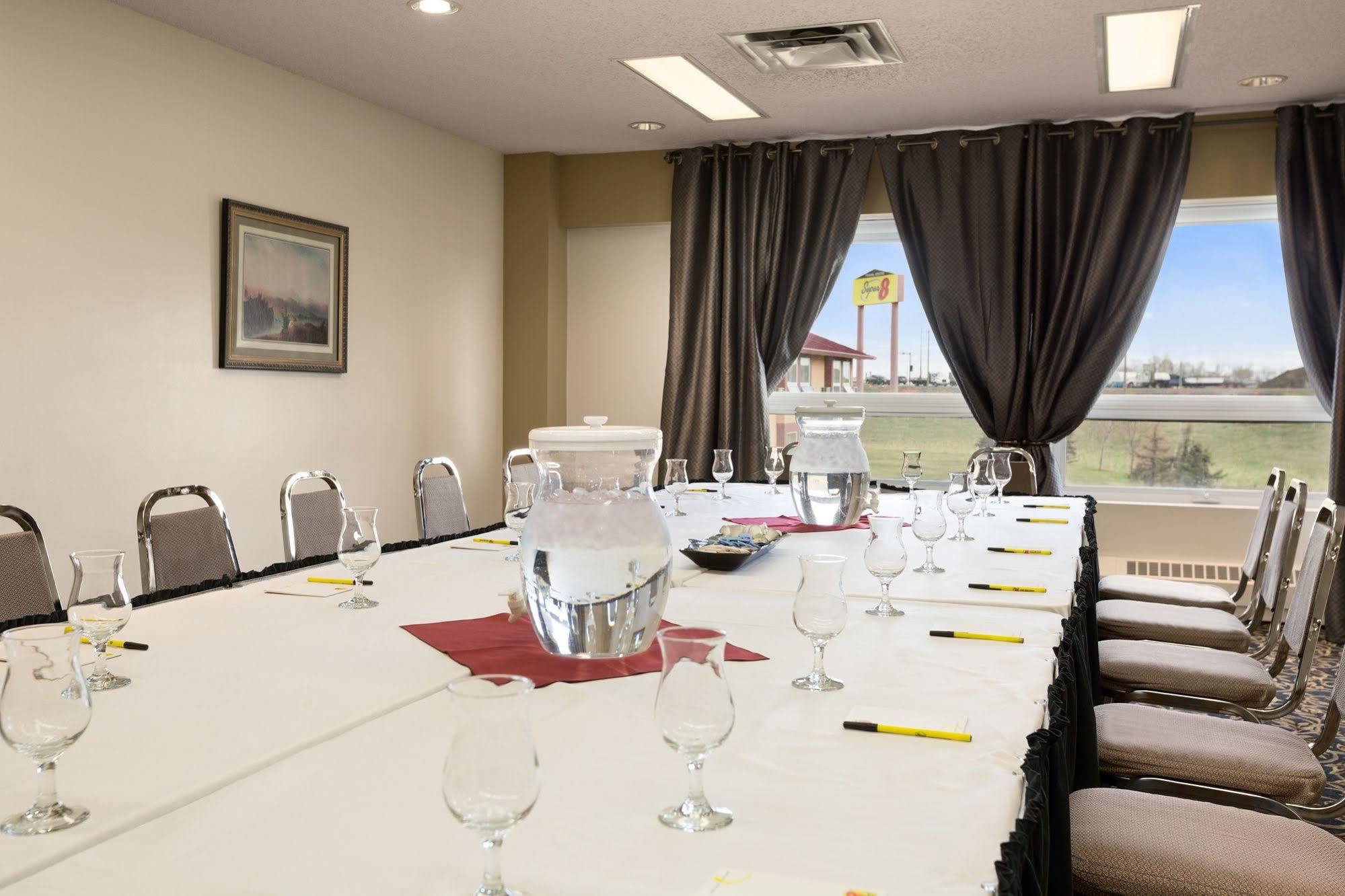 Super 8 By Wyndham Sherwood Park/Edmonton Area Zewnętrze zdjęcie